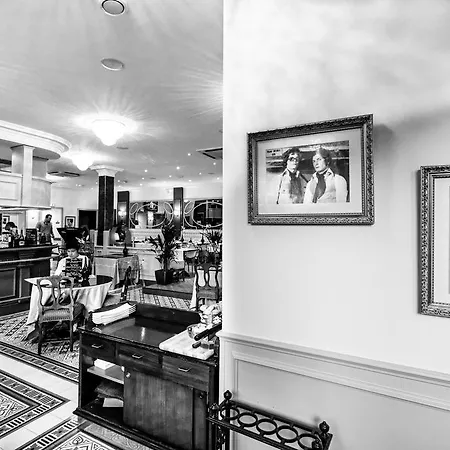 Restaurant Edmond's ホテル カップダイユ
